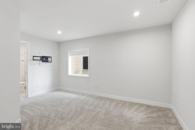 18091 RED CEDAR RD, Dumfries, VA 22026