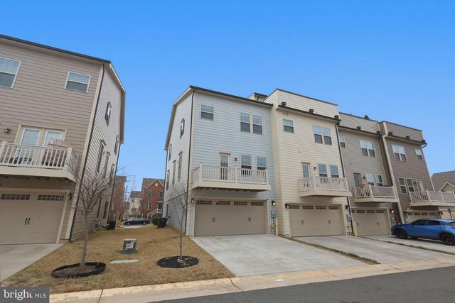 18091 RED CEDAR RD, Dumfries, VA 22026