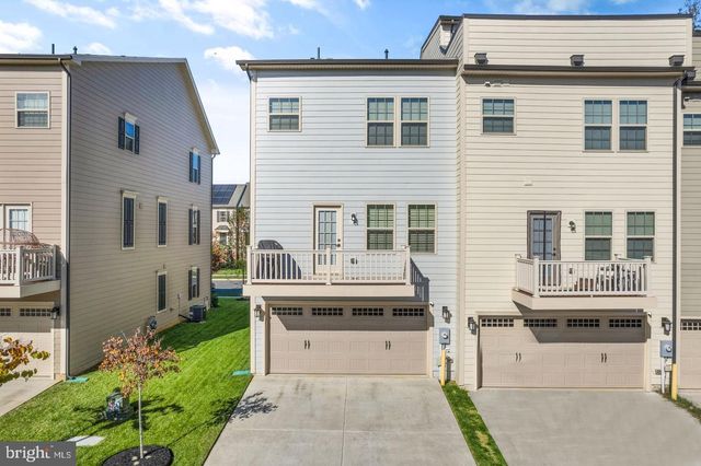 18091 RED CEDAR RD, Dumfries, VA 22026