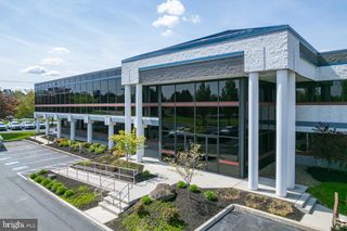 5000 RITTER RD #202-8, Mechanicsburg, PA 17055