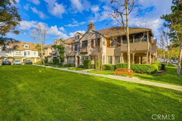 6 Idyllwild 10, Irvine, CA 92602