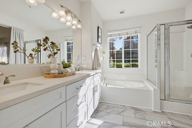 6 Idyllwild 10, Irvine, CA 92602