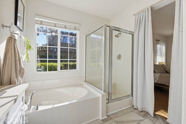 6 Idyllwild 10, Irvine, CA 92602