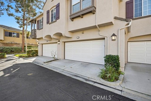 6 Idyllwild 10, Irvine, CA 92602