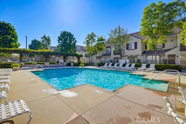 6 Idyllwild 10, Irvine, CA 92602