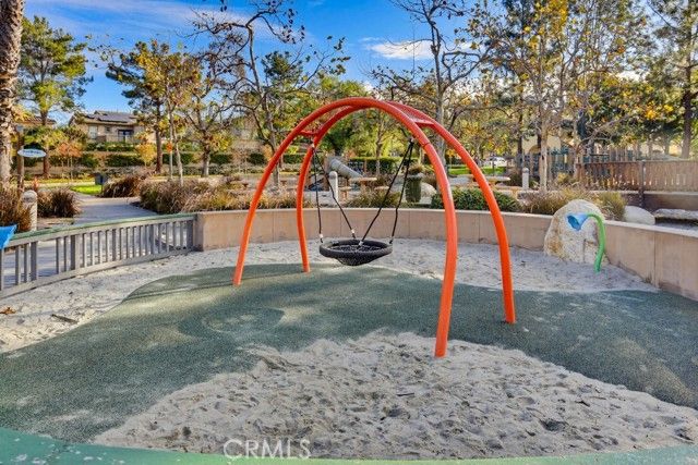 6 Idyllwild 10, Irvine, CA 92602