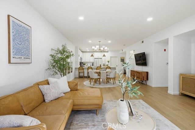 6 Idyllwild 10, Irvine, CA 92602