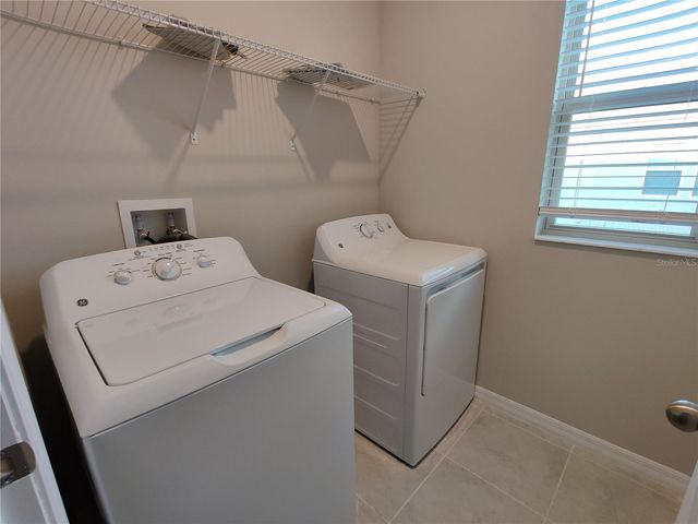 31576 BLUE PASSING LOOP, Wesley Chapel, FL 33545