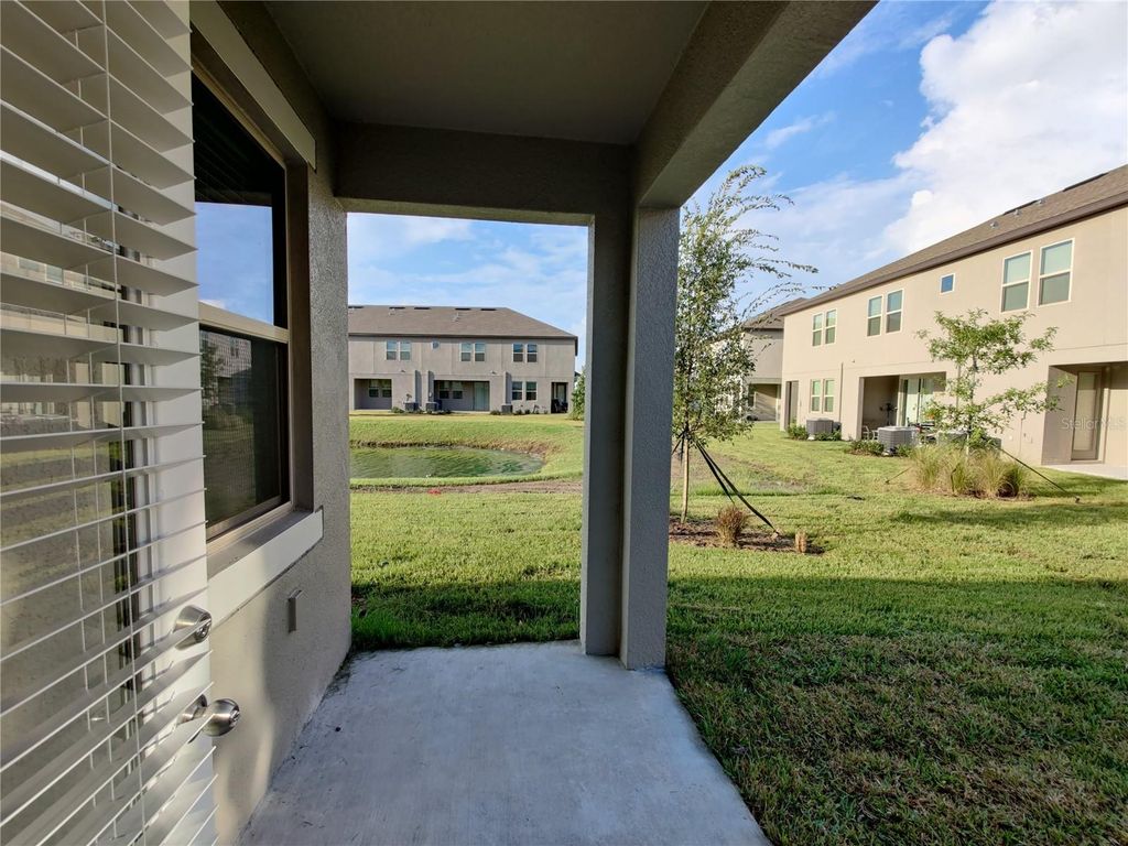 Image 26 of property listing at 31576 BLUE PASSING LOOP, Wesley Chapel, FL 33545