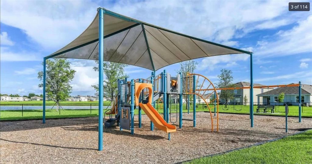 Image 35 of property listing at 31576 BLUE PASSING LOOP, Wesley Chapel, FL 33545