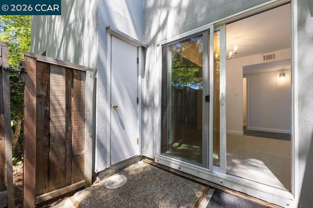 401 Old Orchard Ct, Danville, CA 94526