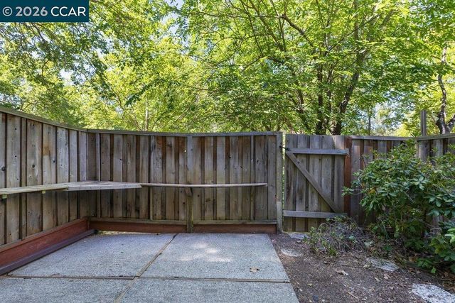 401 Old Orchard Ct, Danville, CA 94526