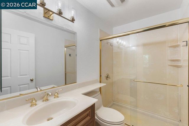 401 Old Orchard Ct, Danville, CA 94526
