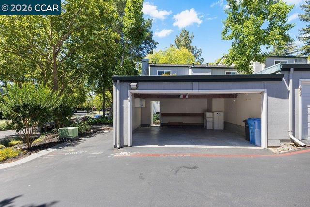 401 Old Orchard Ct, Danville, CA 94526