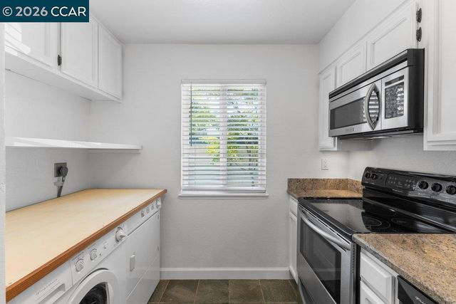 401 Old Orchard Ct, Danville, CA 94526
