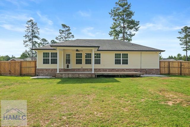 140 Jackson Avenue NE, Ludowici, GA 31316
