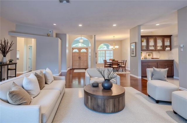 9159 HIGHLAND RIDGE WAY, Tampa, FL 33647