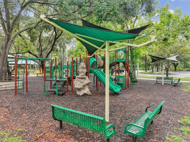9159 HIGHLAND RIDGE WAY, Tampa, FL 33647