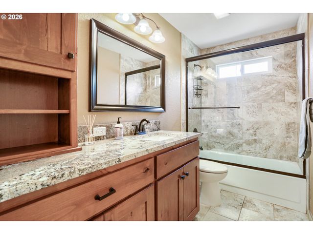 2025 Sw 139TH Ave, Beaverton, OR 97005