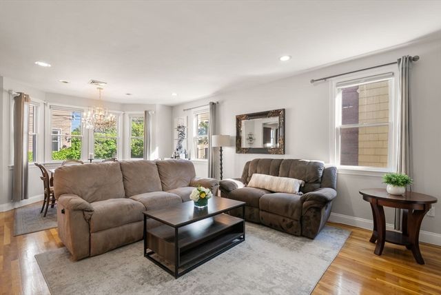 30 Sackville Street 2, Boston, MA 02129