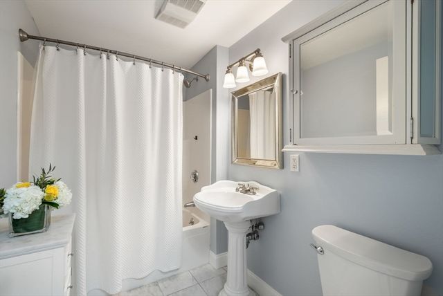 30 Sackville Street 2, Boston, MA 02129