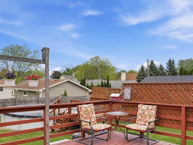 5316 66th PLACE, Kenosha, WI 53142