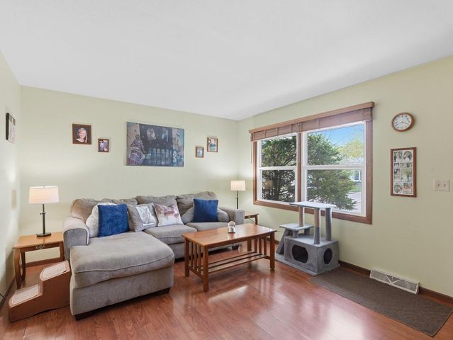 5316 66th PLACE, Kenosha, WI 53142