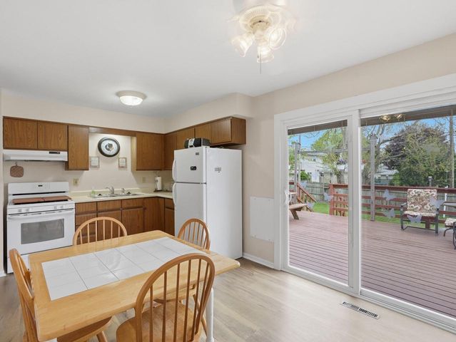5316 66th PLACE, Kenosha, WI 53142