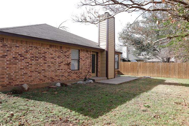 2901 Anysa Lane, Denton, TX 76209