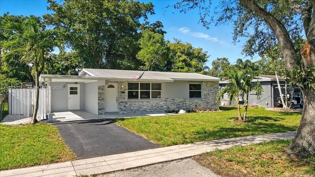 9207 SW 49th Pl, Cooper City, FL 33328