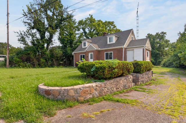 6937 N Main Street 6937 N Main Street, Dayton, OH 45415