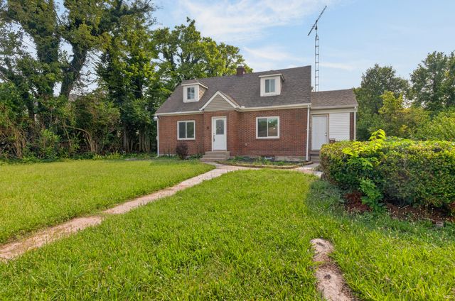 6937 N Main Street 6937 N Main Street, Dayton, OH 45415