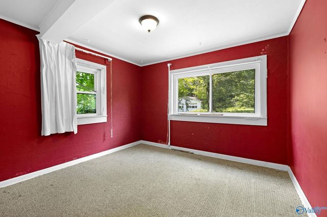 312 North Edmondson, Albertville, AL 35950