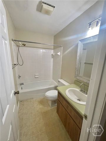 9 Cromwell Place, Savannah, GA 31410