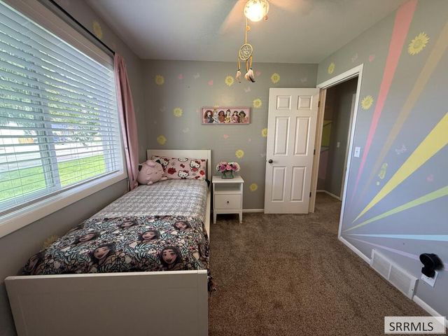 659 Marjorie Avenue, Ammon, ID 83401