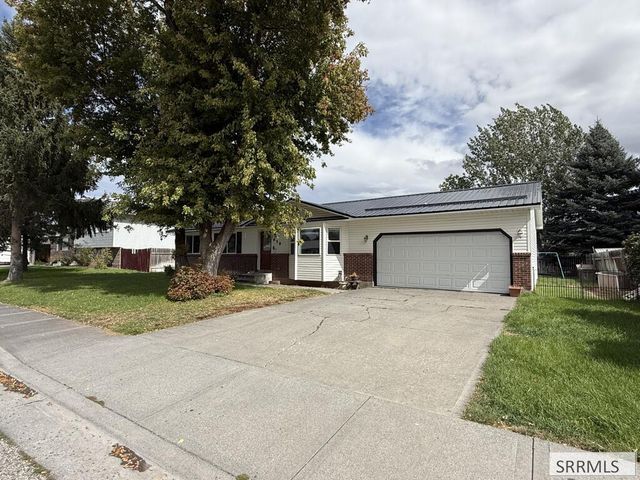 659 Marjorie Avenue, Ammon, ID 83401