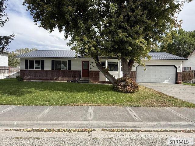 659 Marjorie Avenue, Ammon, ID 83401