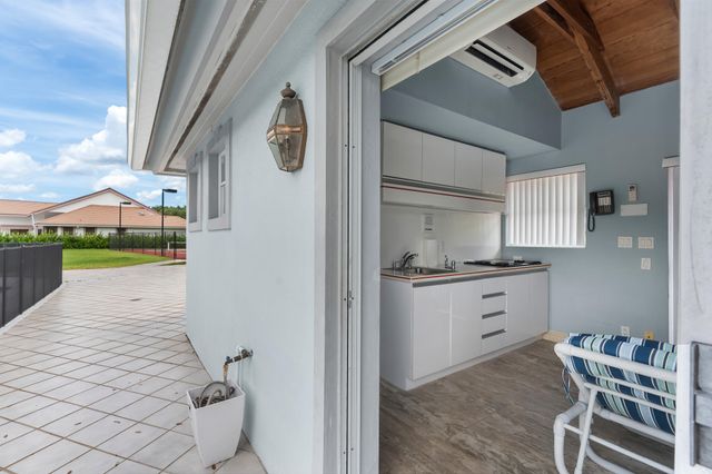 1800 Eagle Trace Boulevard, Coral Springs, FL 33071