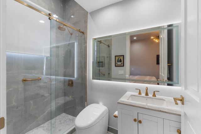 1800 Eagle Trace Boulevard, Coral Springs, FL 33071