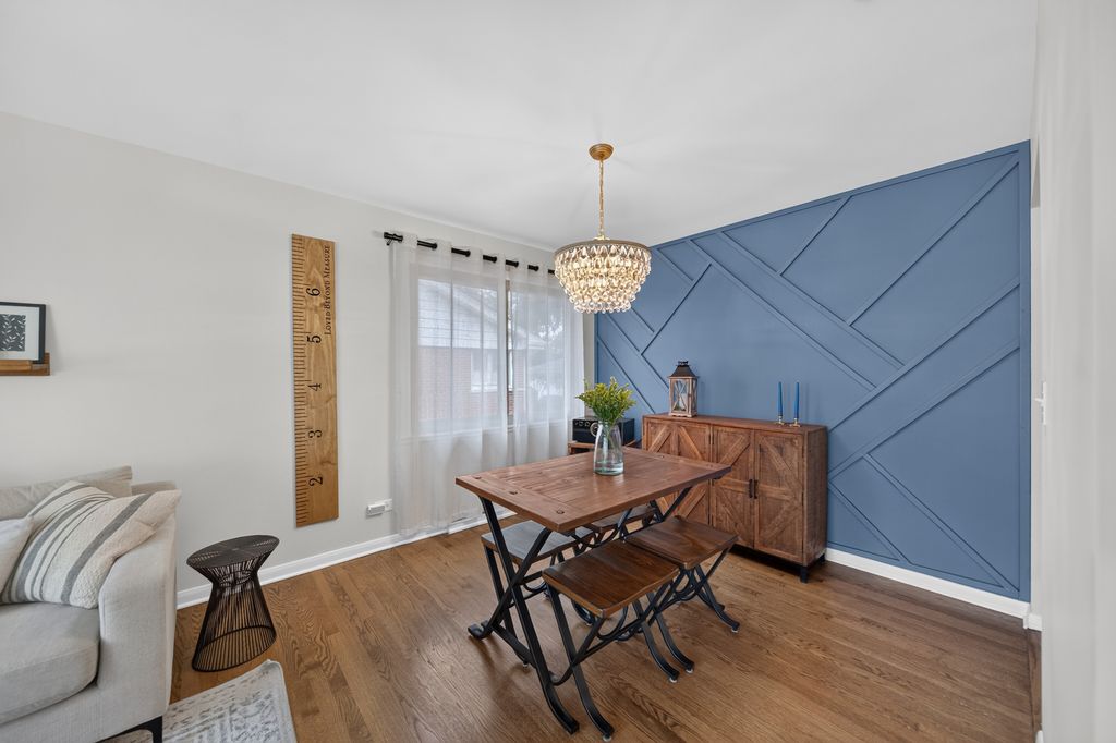 863 S Cedar Avenue, Elmhurst, IL 60126 — photo 5