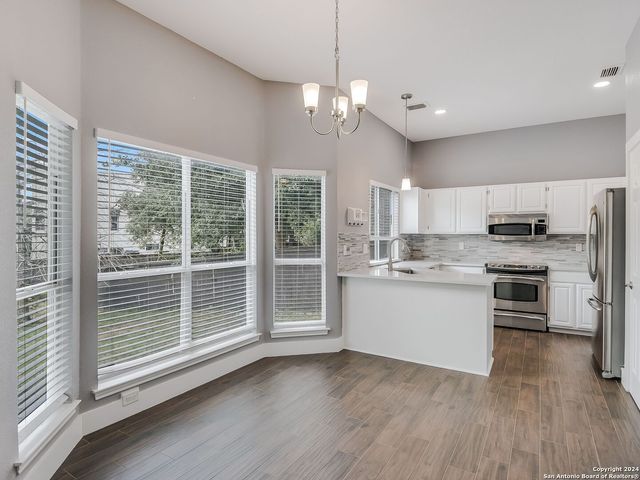 15711 WOLF CREEK ST, San Antonio, TX 78232