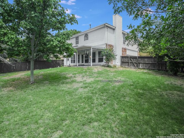 15711 WOLF CREEK ST, San Antonio, TX 78232