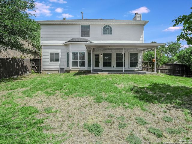 15711 WOLF CREEK ST, San Antonio, TX 78232