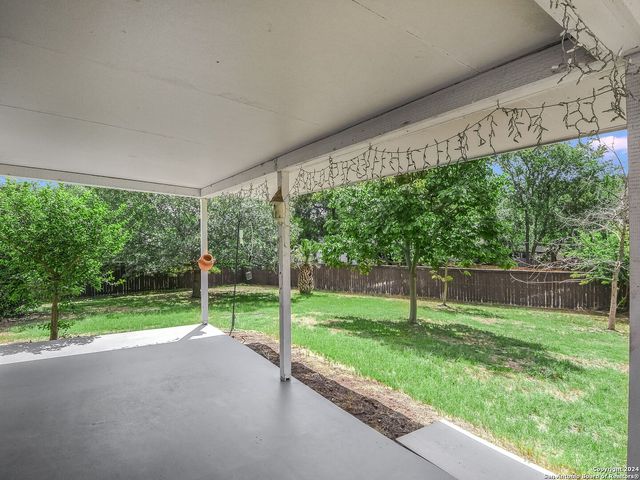 15711 WOLF CREEK ST, San Antonio, TX 78232