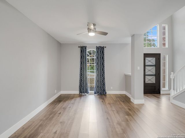 15711 WOLF CREEK ST, San Antonio, TX 78232