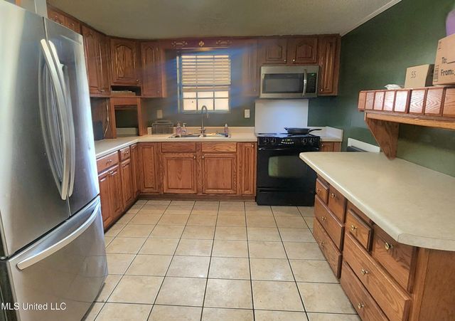 2903 Larchmont Street, Pascagoula, MS 39567