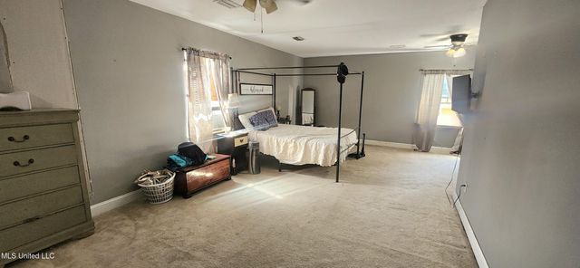 2903 Larchmont Street, Pascagoula, MS 39567