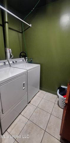 2903 Larchmont Street, Pascagoula, MS 39567