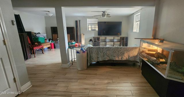 2903 Larchmont Street, Pascagoula, MS 39567