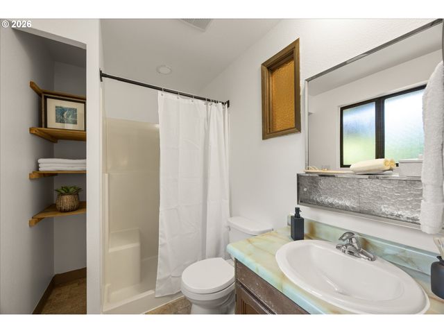 21326 Sw MAKAH Ct, Tualatin, OR 97062